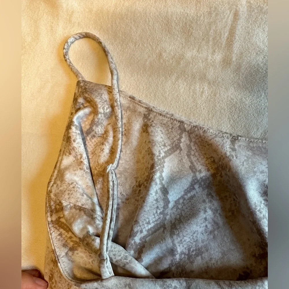 Forever 21 Patterned Tank - Picture 5 of 5